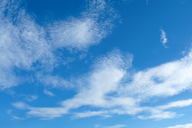 Blauer himmel hintergrund