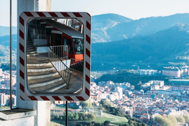 Blick auf Bilbao von der Standseilbahn Bilbao Artxanda am Berg Artxanda