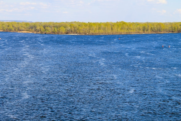 Blick auf den Fluss Dnjepr