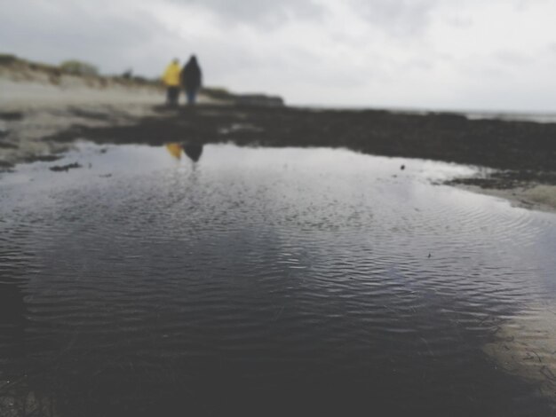 Foto blick auf den see gegen den himmel