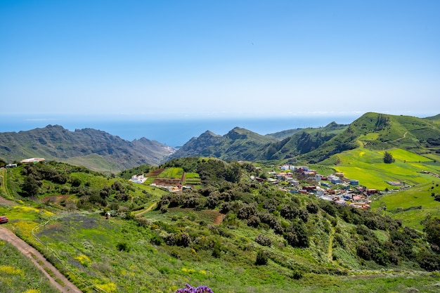 Blick auf die Anaga Berge im Norden von Teneriffa in Spanien