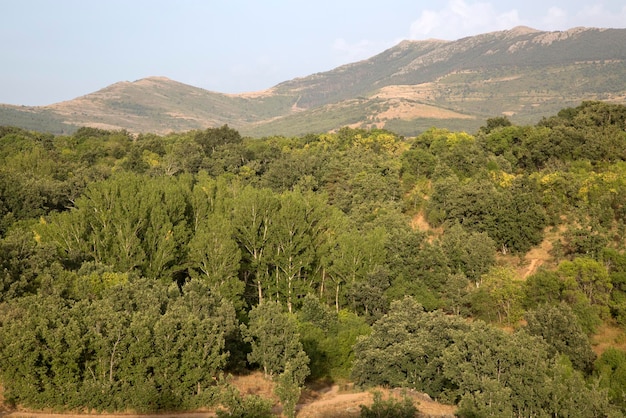 Blick auf die Berge in der Nähe von Montejo, Madrid, Spanien