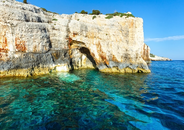 Blick auf die Blauen Höhlen vom Boot Zakynthos, Griechenland, Kap Skinari