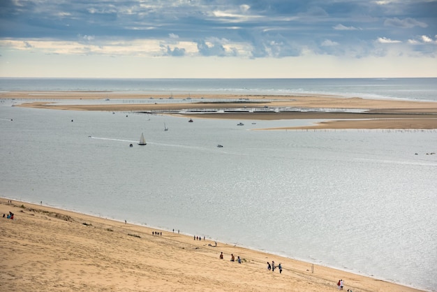 Blick auf die Bucht von Arcachon und die Duna von Pyla, Aquitanien, Frankreich