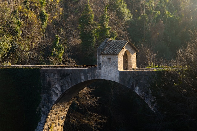 Blick auf die Cecco-Brücke