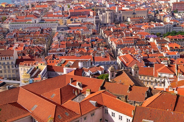 Blick auf die Dächer von Lissabon