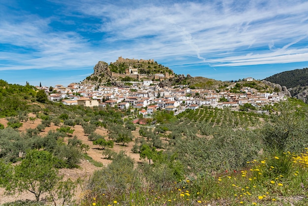 Blick auf die Gemeinde Moclin in der Provinz Granada