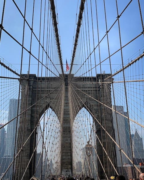 Foto blick auf die hängebrücke