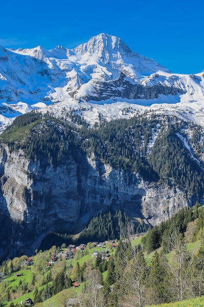 Blick auf die Landschaft in den Alpen bei Gimmelwald &amp; Murren Dörfer in der Schweiz