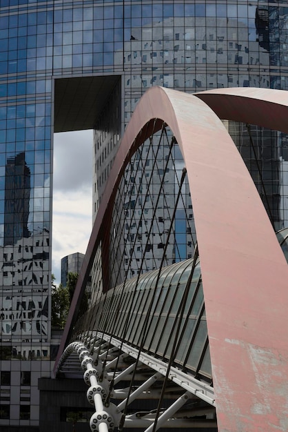 Foto blick auf die moderne architektur von la defense paris, frankreich