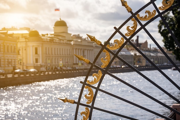 Blick auf die Stadt St. Petersburg in Russland mit Sehenswürdigkeiten