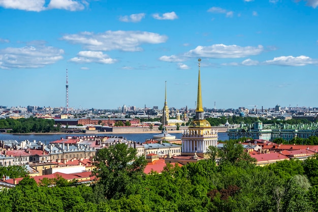 Blick auf die Stadt von der Kolonnade der St. Isaaks-Kathedrale St. Petersburg Russland