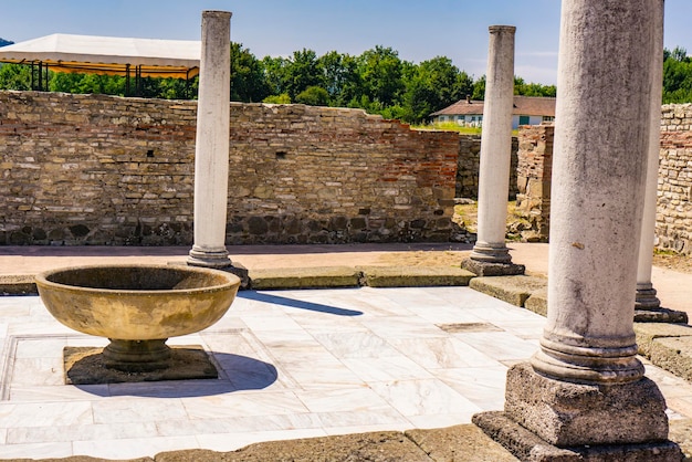 Blick auf Felix Romuliana Überreste des Palastes des römischen Kaisers Galerius in der Nähe von Zajecar Serbien Es ist seit 2007 UNESCO-Weltkulturerbe