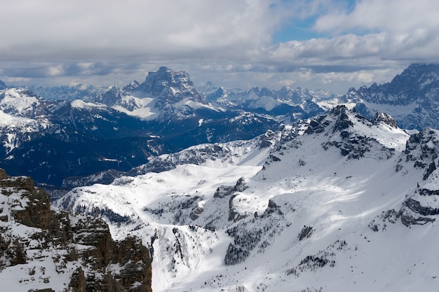 Blick vom Sass Pordoi im oberen Teil des Val di Fassa