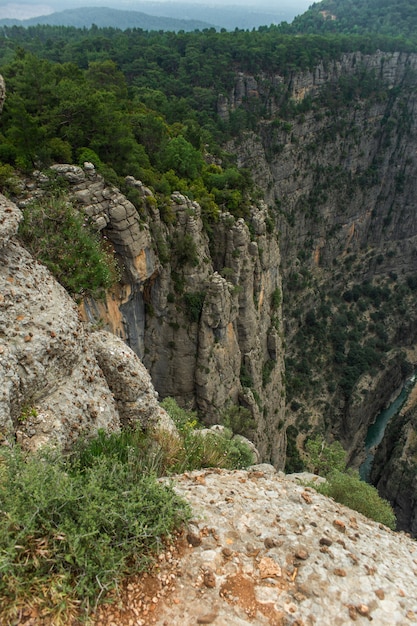 Blick von oben auf das Tal in Taz Kanyonu Türkei