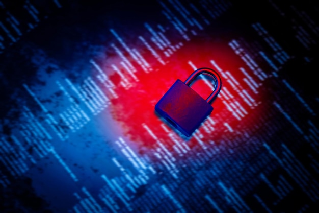 Bloqueo azul en fondo de código rojo y azul