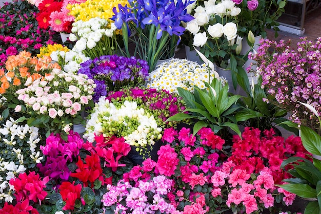 Blumensträuße auf dem Blumenmarkt Türkei Izmir