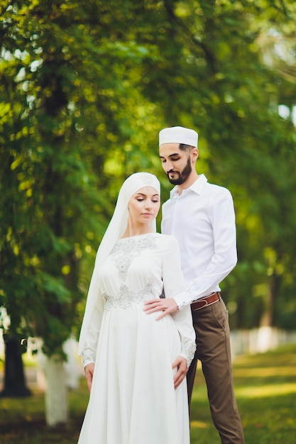 Foto boda nacional novia y novio boda pareja musulmana durante la ceremonia de matrimonio matrimonio musulmán