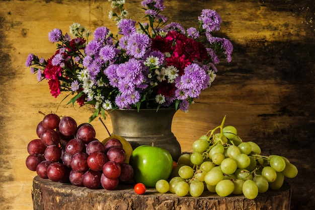 Bodegón con frutas.