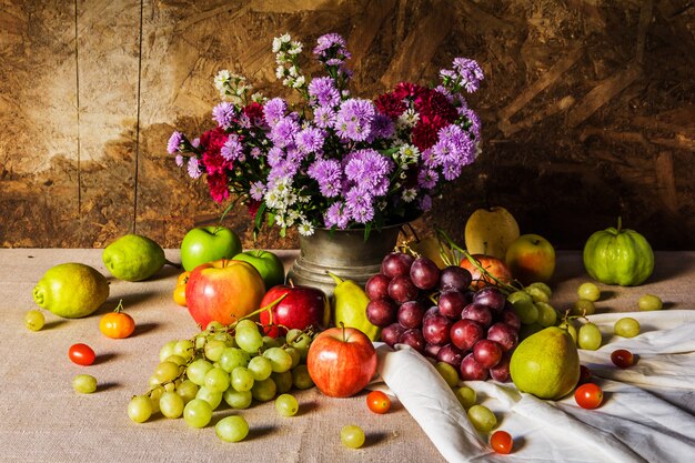 Bodegón con frutas.