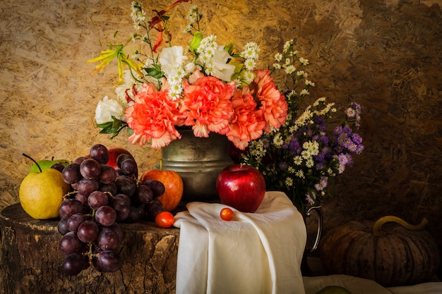 Bodegón con frutas.