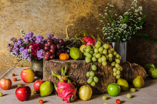 Bodegón con frutas.