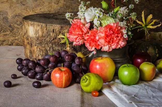 Bodegón con frutas.