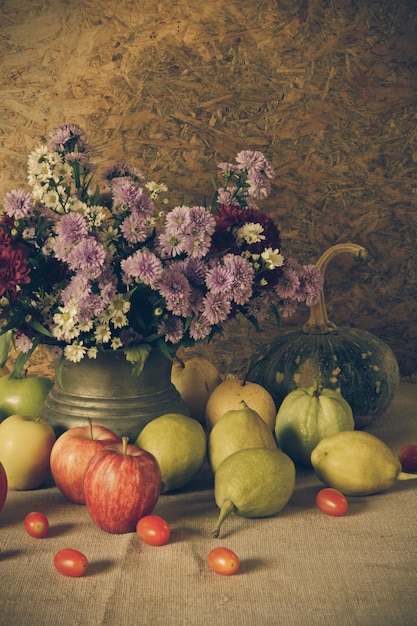 Bodegón con frutas.