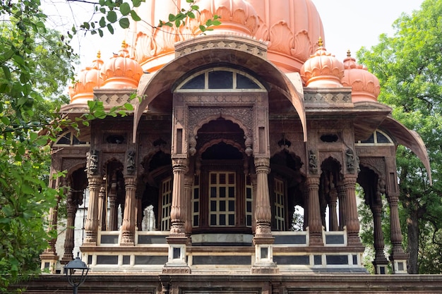 Bögen und Säulen von Boliya Sarkar ki Chhatri Indore Madhya Pradesh Malhar Rao Chhatri