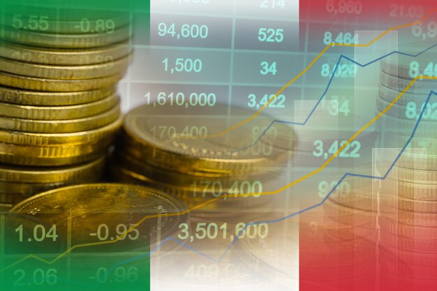 Börseninvestitionshandel mit Finanzmünzen und Italien-Flagge oder Forex zur Analyse des Hintergrunds von Gewinnfinanzierungsgeschäftstrenddaten