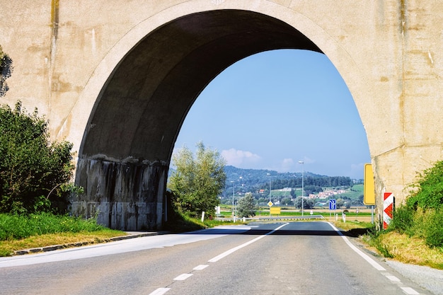 Bogenbrücke auf der Autobahn Road, Maribor in Slowenien