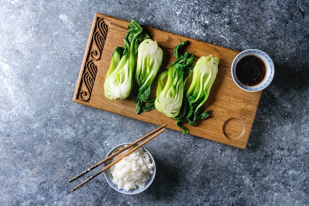 Bok choy com arroz