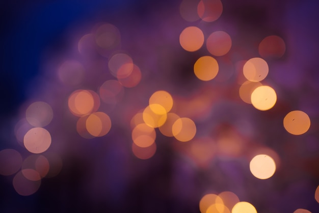 Foto bokeh bonito das luzes de natal.