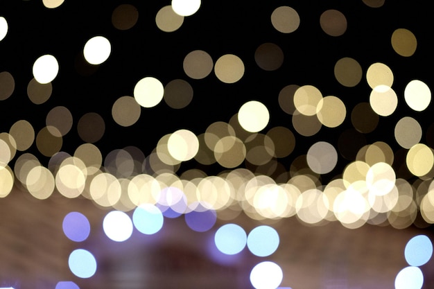 Foto bokeh de luz de navidad brillante