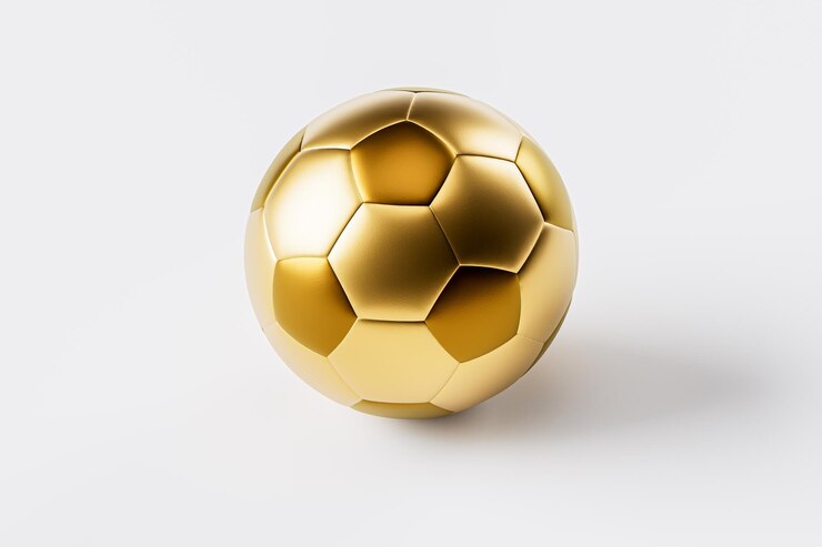 Bola de futebol futurista feita de ouro em fundo branco