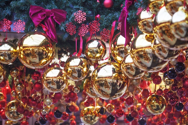 Foto bola de natal enfeites de decoração. férias de inverno
