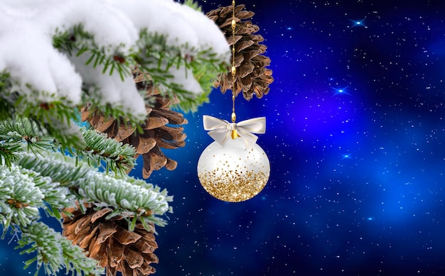 bola whi festiva ouro confete inverno azul bokeh céu noturno estrelado bakcground cópia espaço modelo ba