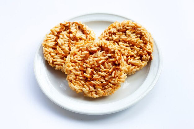 Bolacha de arroz com açúcar de coco branco