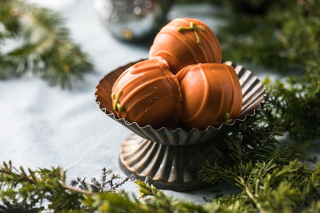 Bolas de energia para o Natal Sobremesa vegana saudável, bolas de felicidade, trufas vegetarianas de abóbora