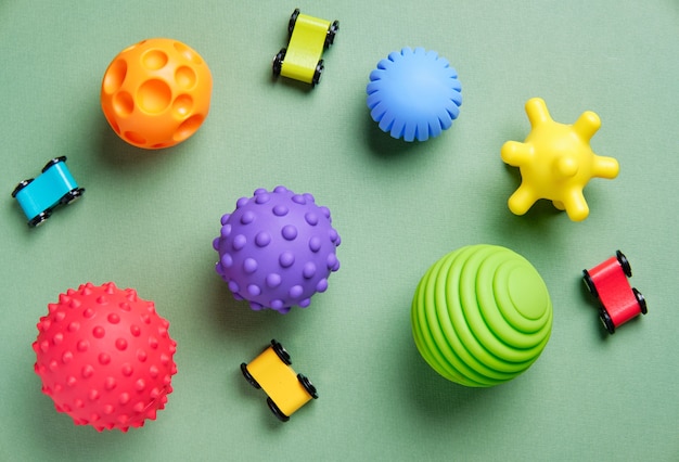 Bolas táctiles o sensoriales para potenciar los procesos cognitivos y físicos de los niños
