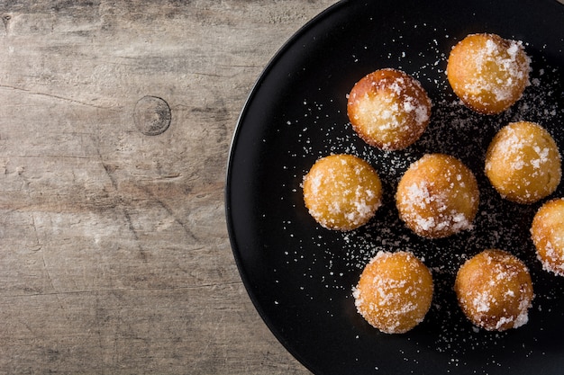 Bolinhos de carnaval ou buñuelos de viento