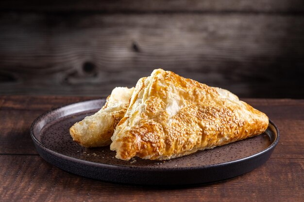 Foto bolinhos de frango bolinhos de frango assados recheados com frango