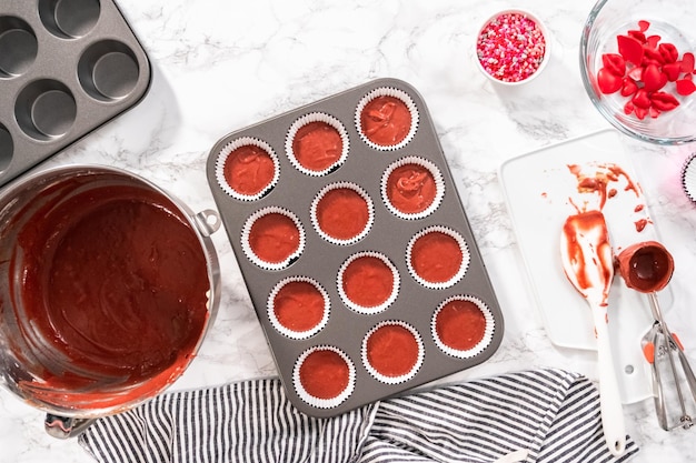 Bolinhos de veludo vermelho