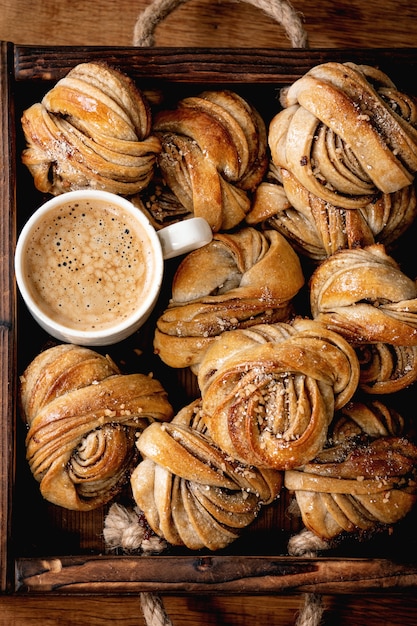 Bollos de cardamomo sueco Kanelbulle