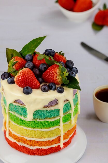 Bolo de Aniversário com Fruta - Cozinha à la Carte