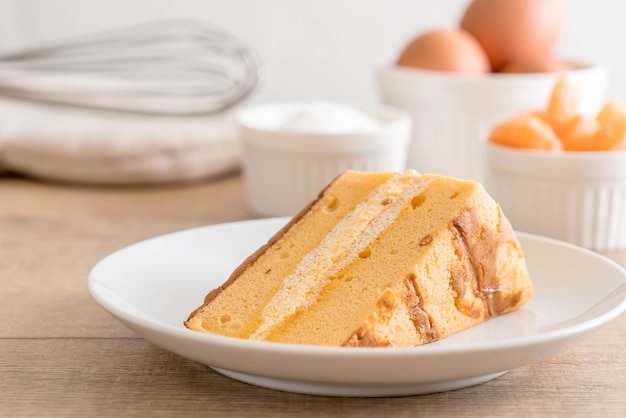 Bolo de chiffon laranja