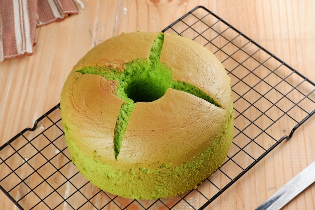 Bolo de chiffon pandan fofo