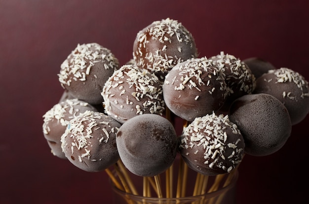 Foto bolo de chocolate aparece