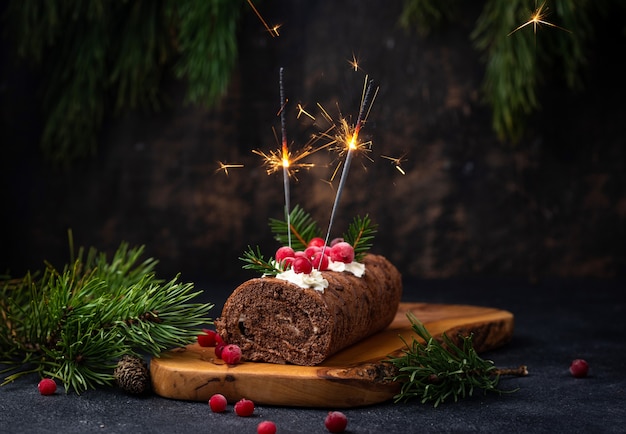 Bolo de chocolate de natal com espumante