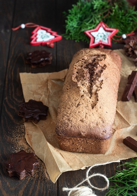 Bolo de chocolate no papel